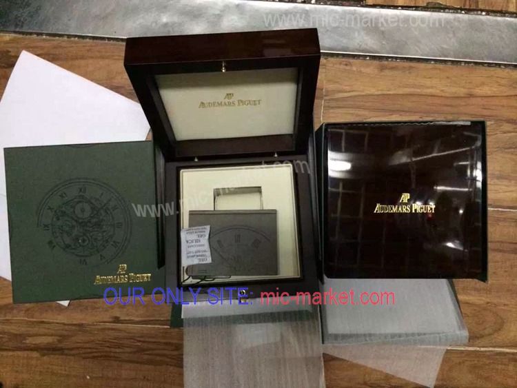 Copy Audemars Piguet Black Polished Wooden Box on sale Copy Audemars Piguet Black Polished Wooden Box on sale